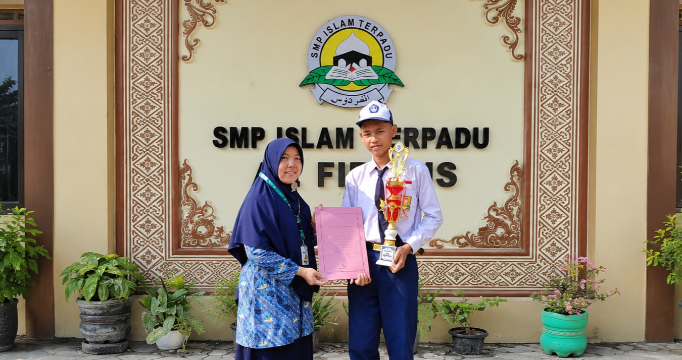 Juara 3 Lomba Kaligrafi Tingkat Kabupaten — Kategori Putra